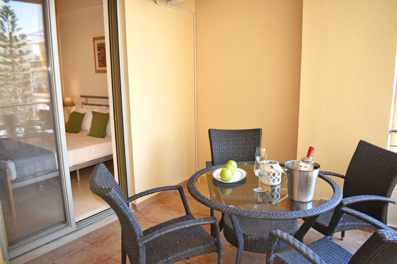Karma Apartment - Next To Sandy Beach Chania  Exteriör bild